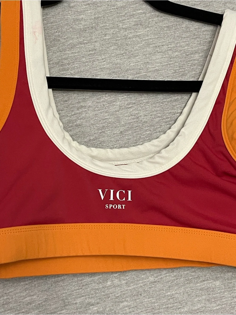 Vici supportive colorblock